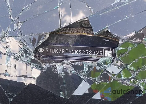 2019 Toyota Highlander Xle from USA, damaged, VIN 5TDKZRFH2KS358328